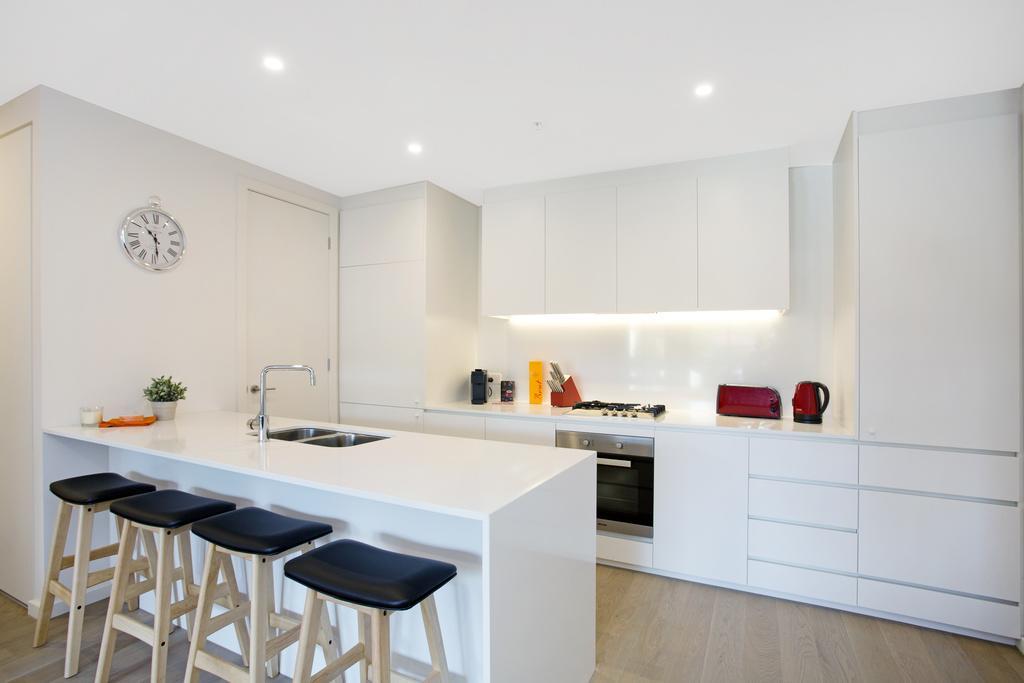 ☆ Heart Of St Kilda ☆ Infinity Pool+Parking+Wifi Apartman Melbourne Kültér fotó