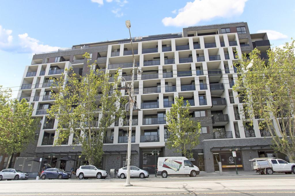 ☆ Heart Of St Kilda ☆ Infinity Pool+Parking+Wifi Apartman Melbourne Kültér fotó
