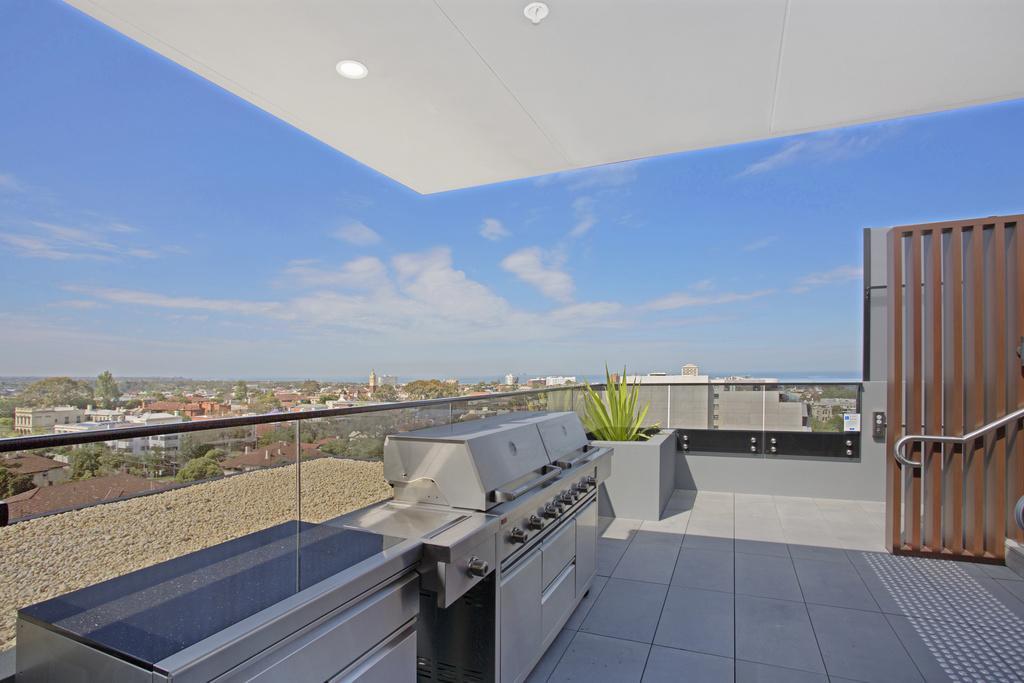 ☆ Heart Of St Kilda ☆ Infinity Pool+Parking+Wifi Apartman Melbourne Kültér fotó